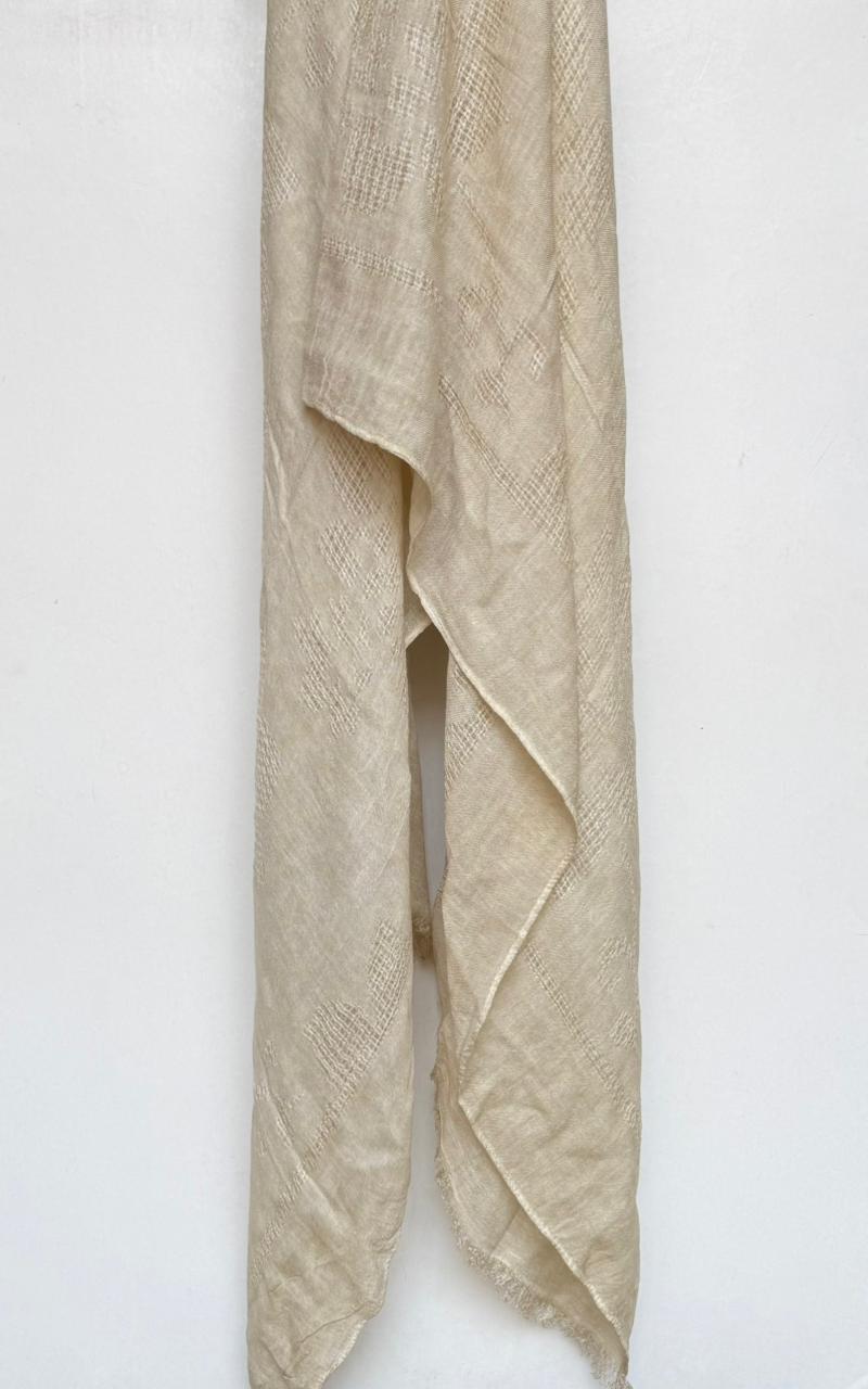 Leeva scarf