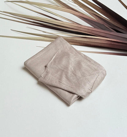 Breathable cotton lycra with matching bandana.