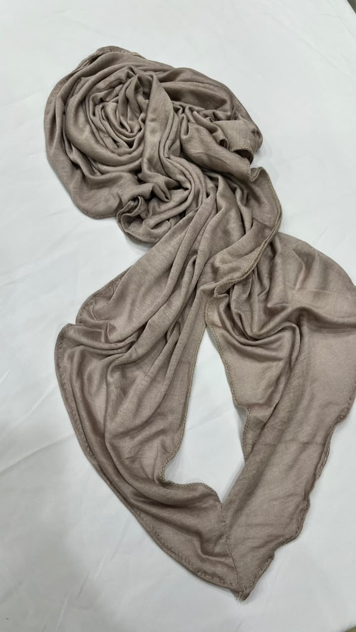 Kleenex twist scarf