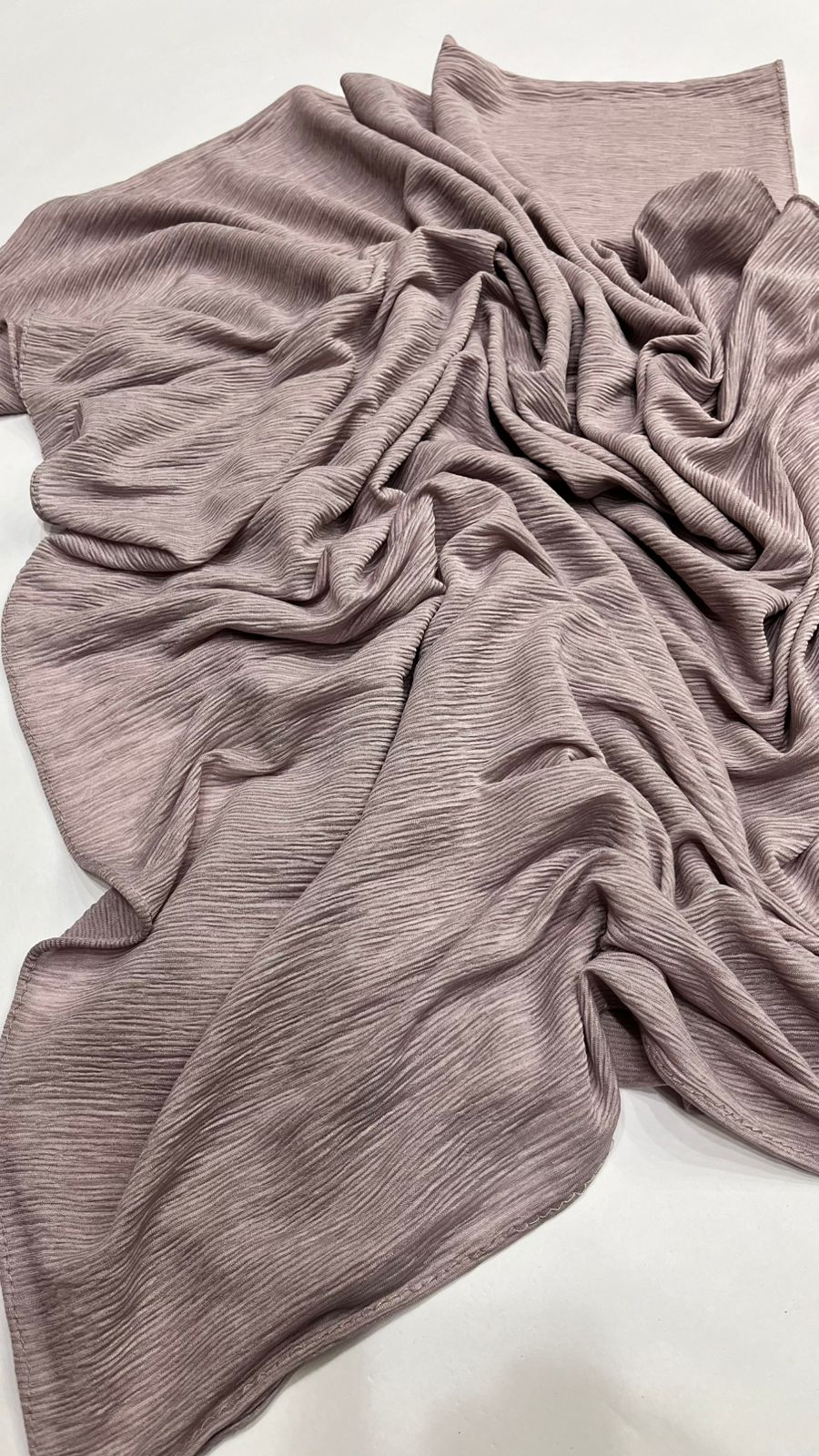 Kuwaiti scarf last piece