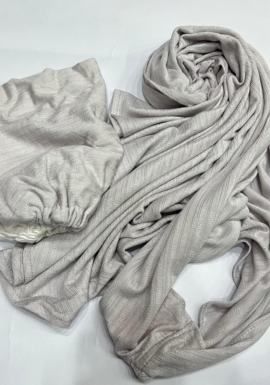 Kuwaiti twist scarf