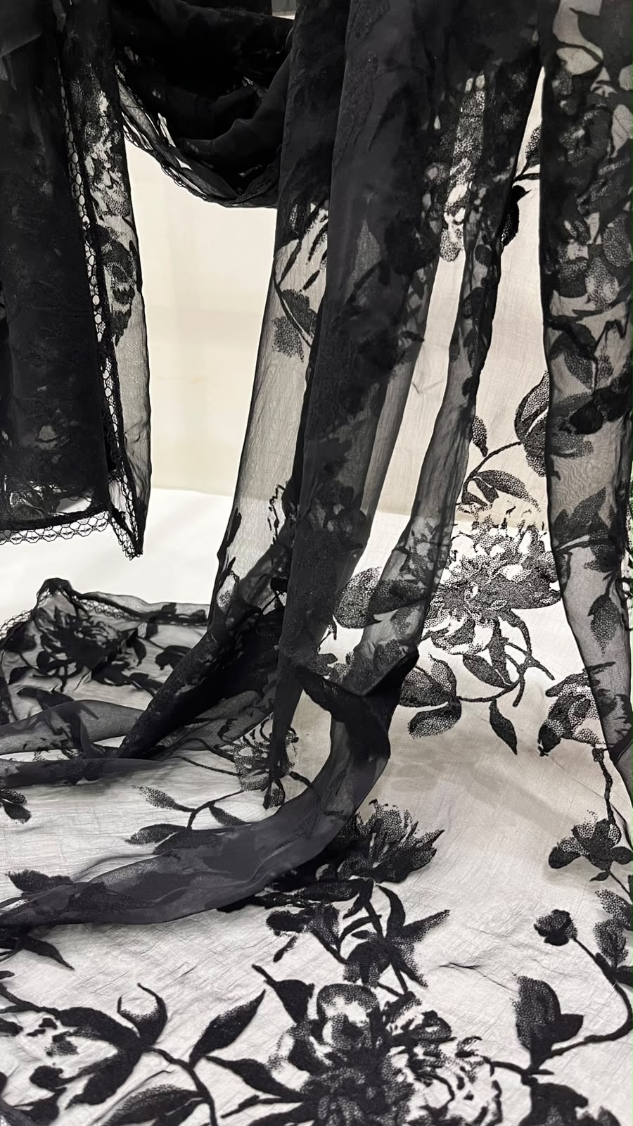 Black velvet scarf