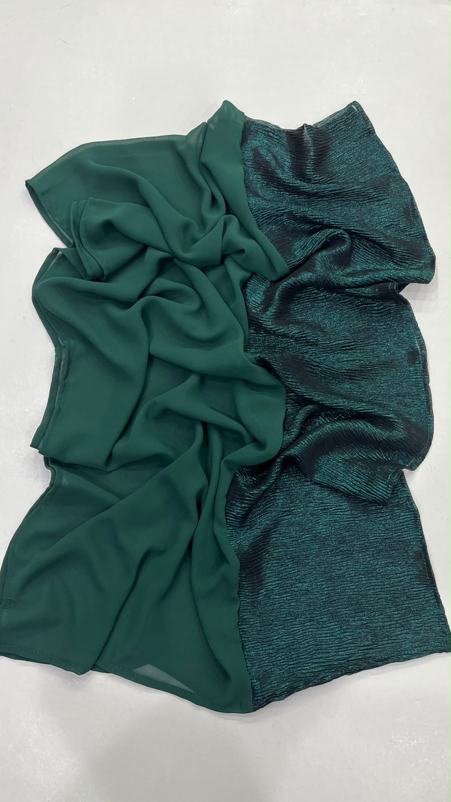 Elegance scarf