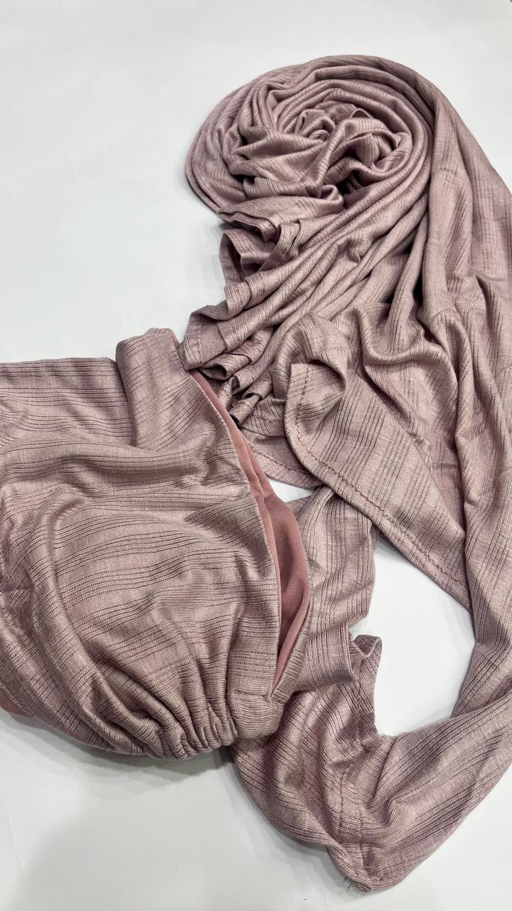 Kuwaiti twist scarf