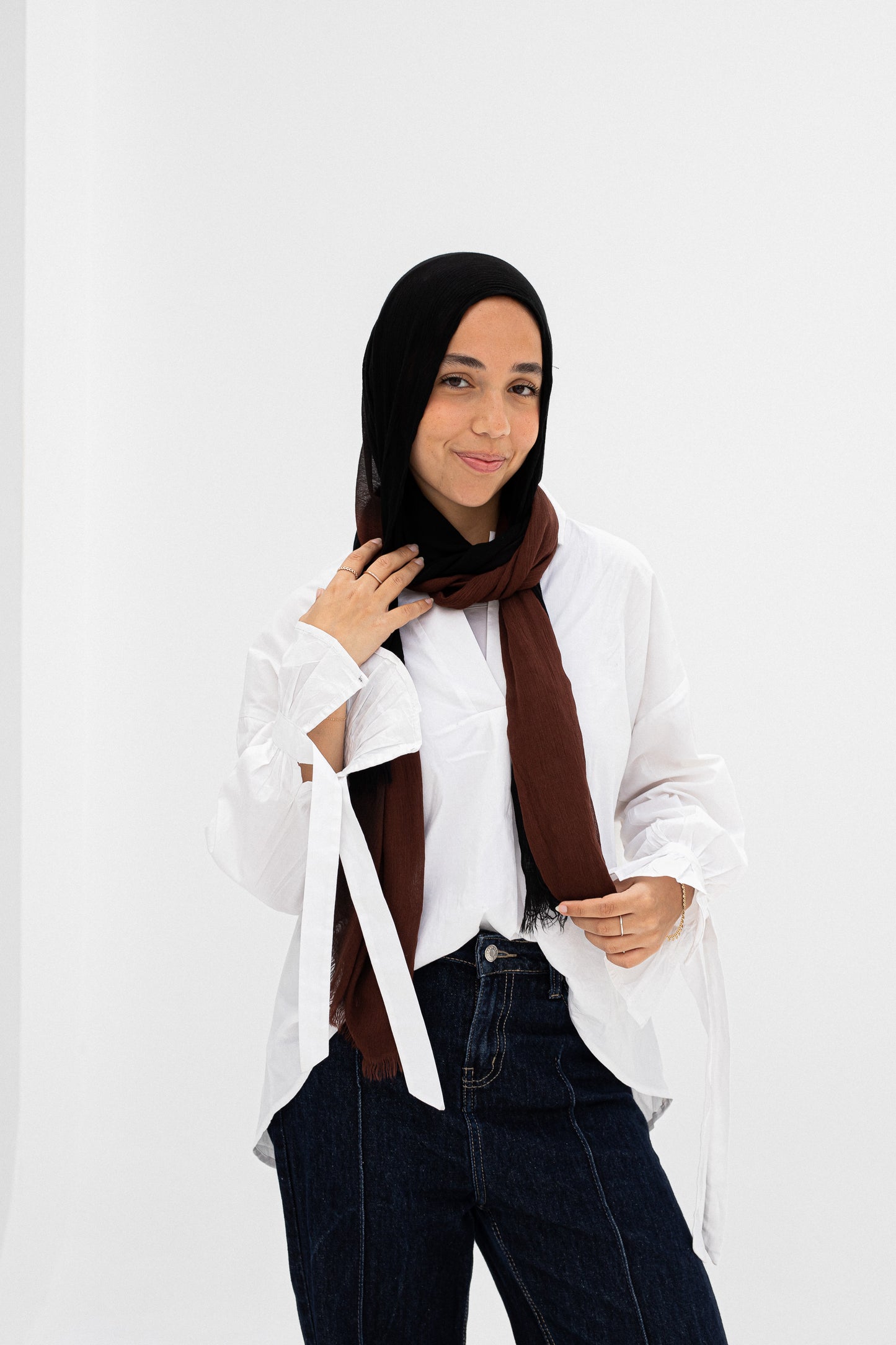 Gradia scarf/brown&black