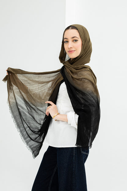 Black/cafe ombre linen scarf