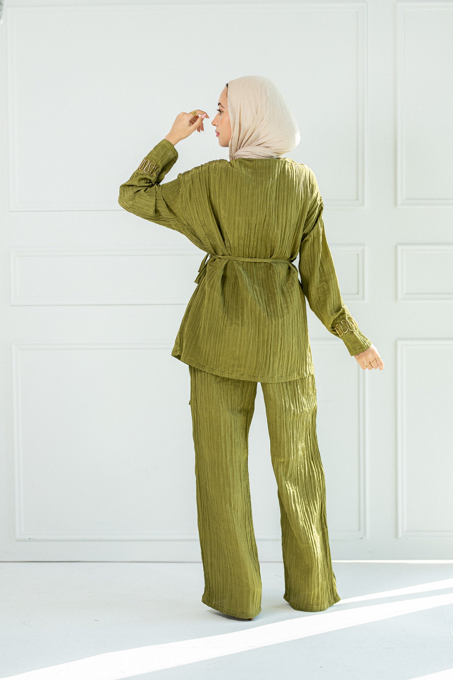 Olivette satin set