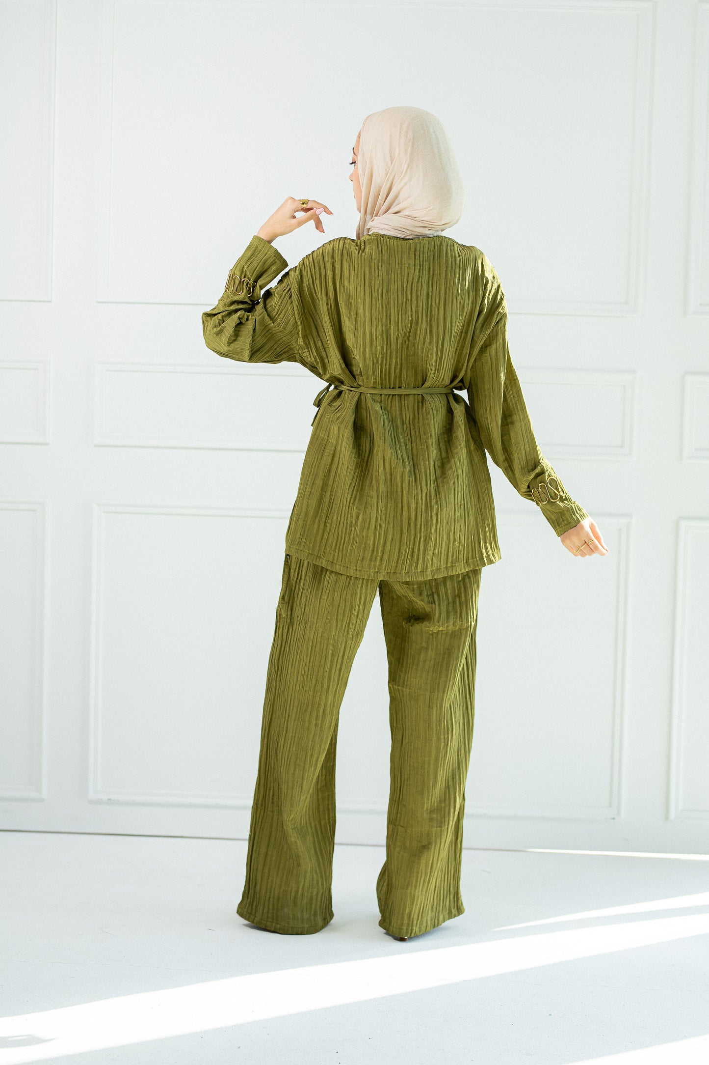 Olivette satin set