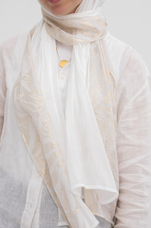 Goldea scarf