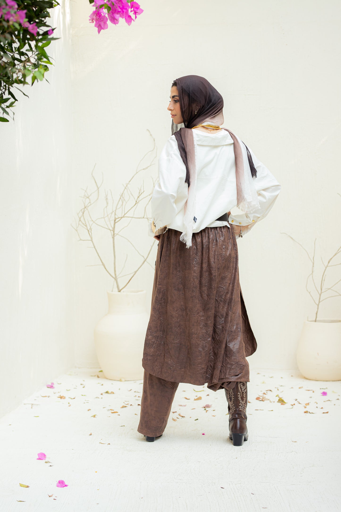 Crushed leather layered pants.