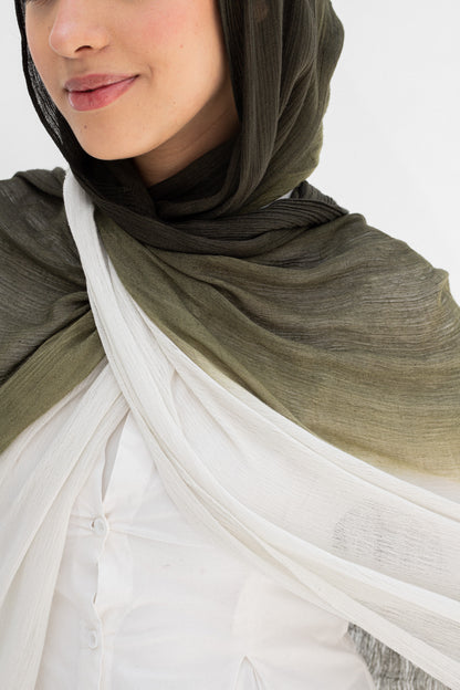 Gradia scarf/olive&white