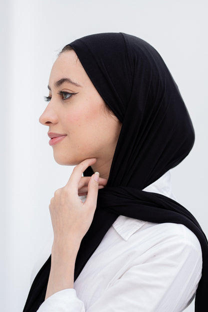 Black Halo hijab