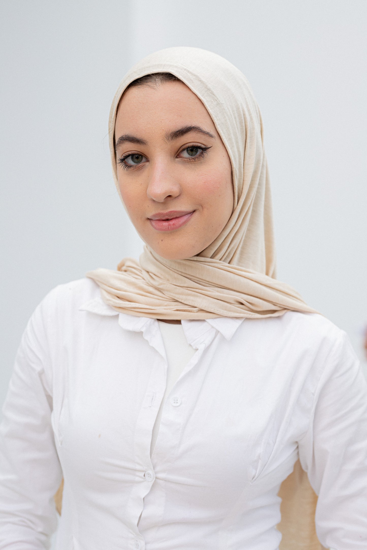 Beige slipon scarf