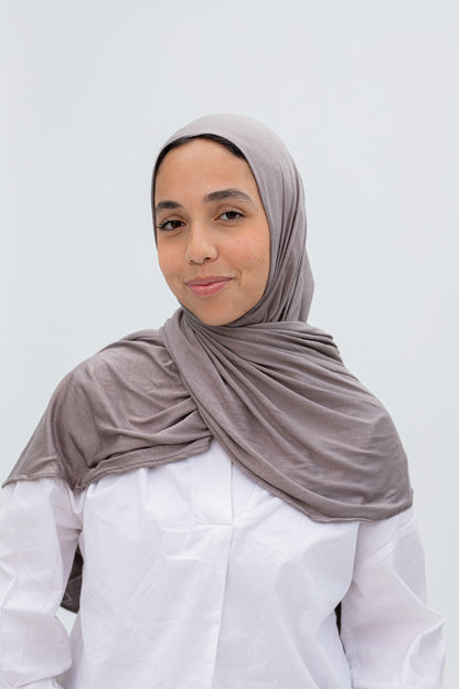 Grey slipon scarf