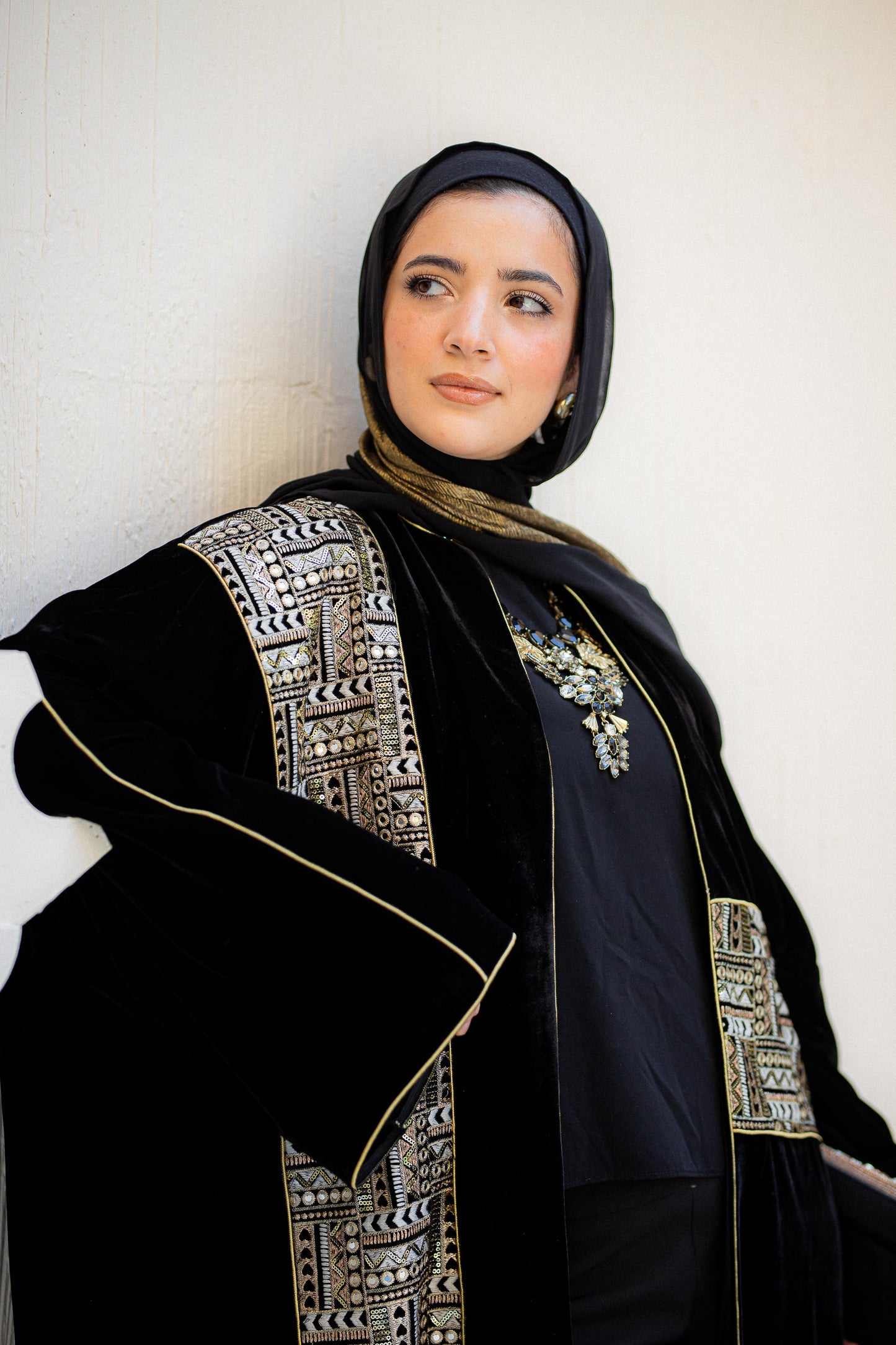 Shaghaf velvet kaftan شَغف