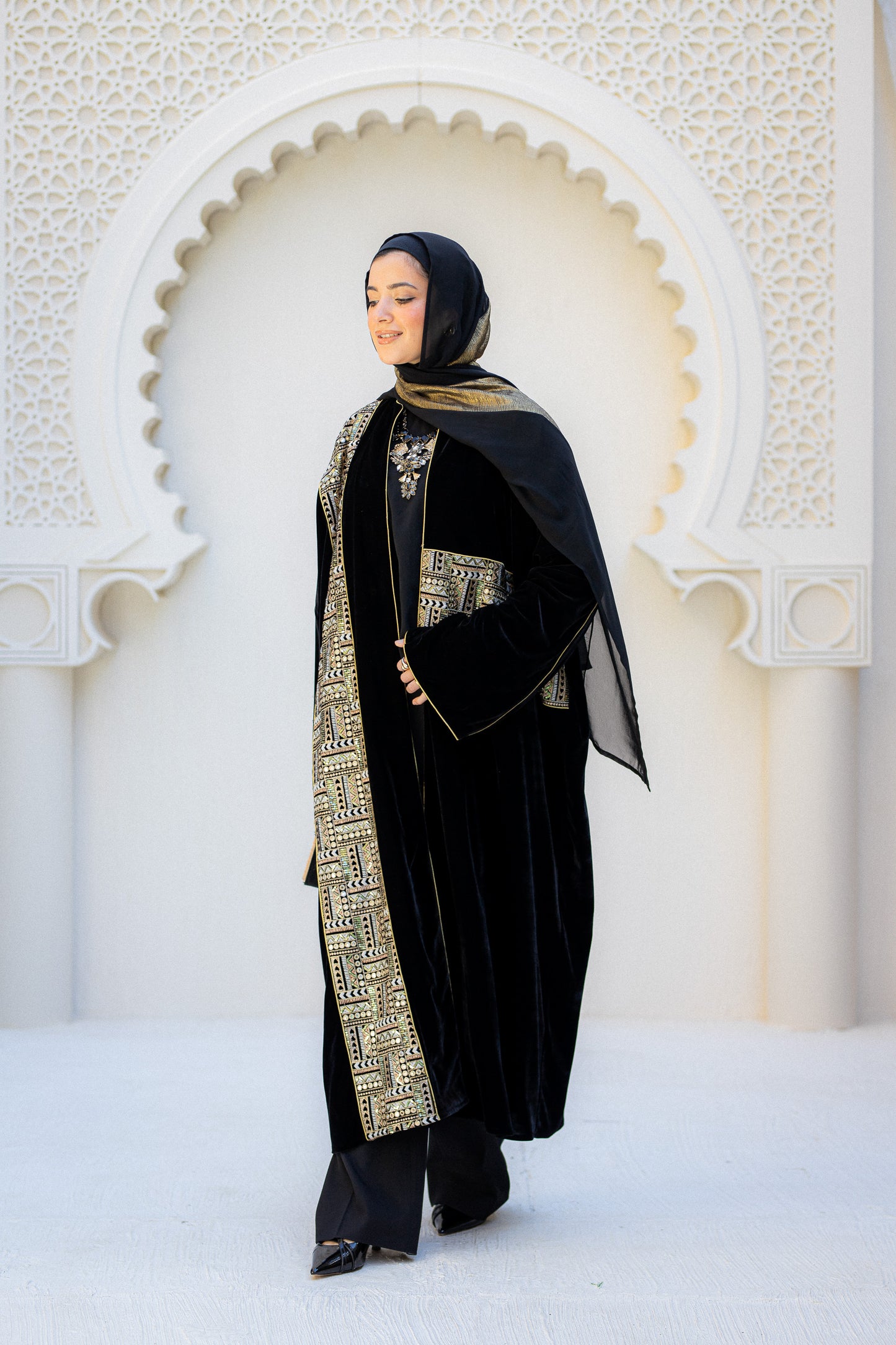 Shaghaf velvet kaftan شَغف